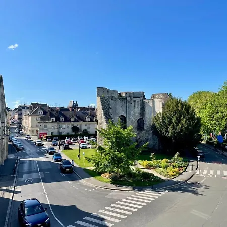 Tour Jeanne D'arc Апартаменты